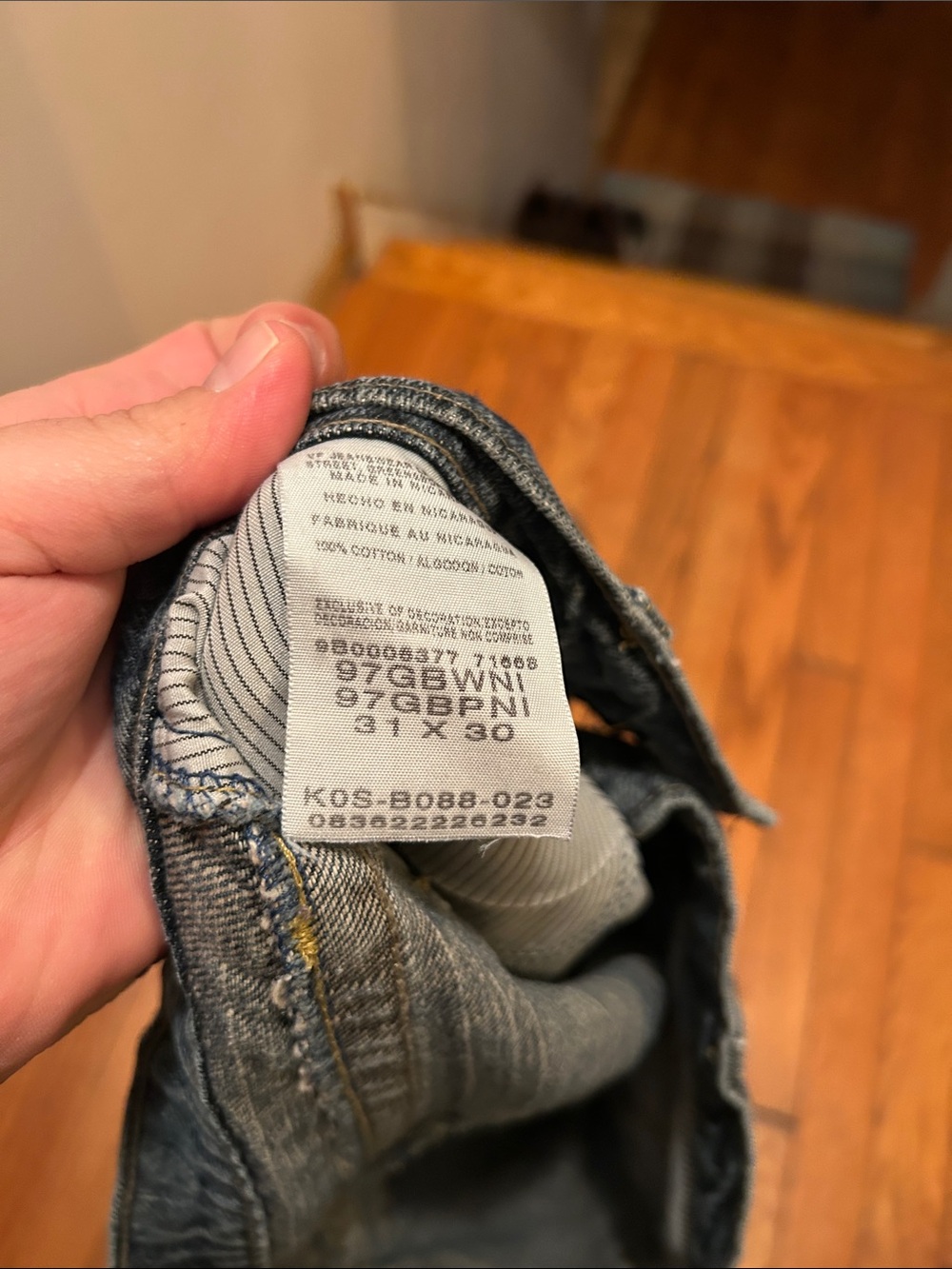 Wrangler Men's Relaxed Dark Blue Denim Jeans - Picture 4 of 5